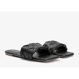 Black woven Chimmie slippers 2