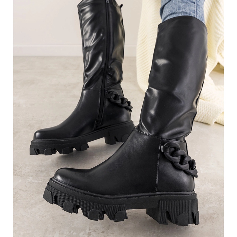Black boots with a chain Conny 2