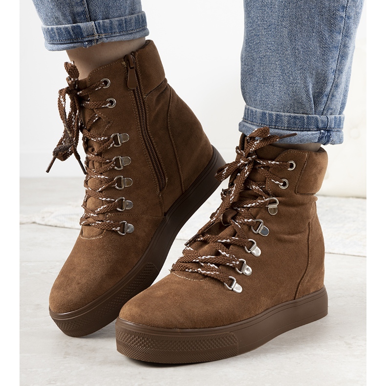 Carmona winter camel sneakers brown 1