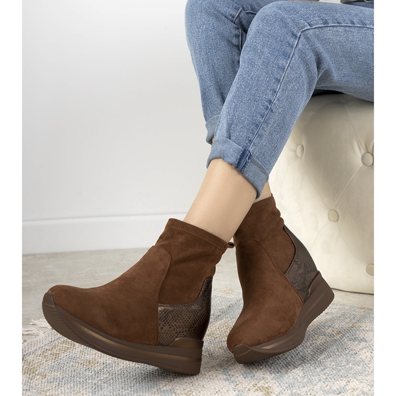 Brown sneakers with a Garibay snake skin insert 1