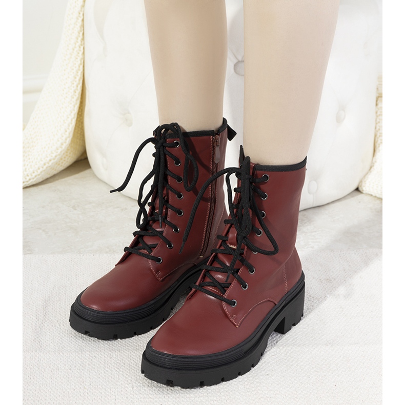 Insulated boots on a thick Dena sole brown 1