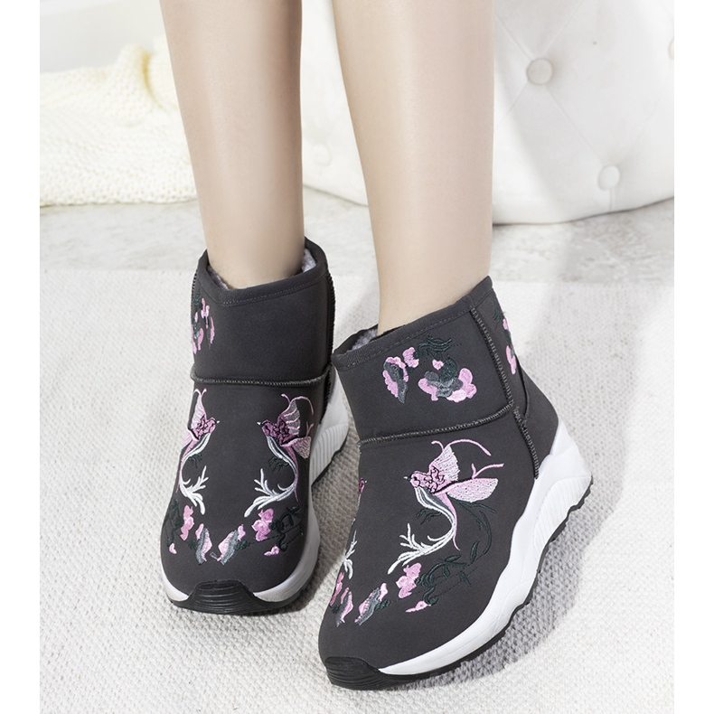 BM Gray snow boots with Jamil embroidery grey 1