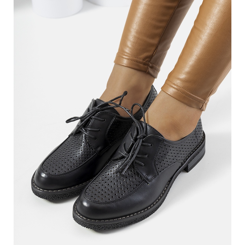 Edda black openwork oxford shoes 2