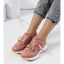 Samina's pink sneakers with a chain 1 Samina's pink sneakers with a chain 1