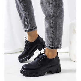 Black shoes on a Chedi tractor sole 1