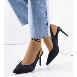 Black heels with Anneli binding 1