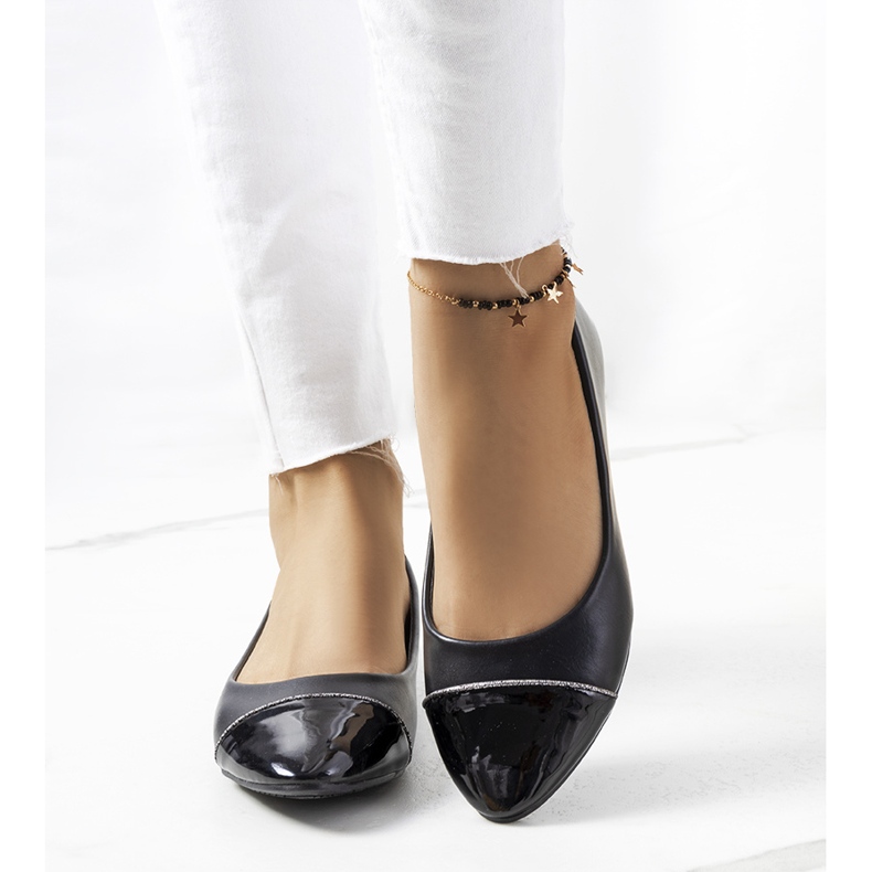 Black women's ballerinas from Varvio 1
