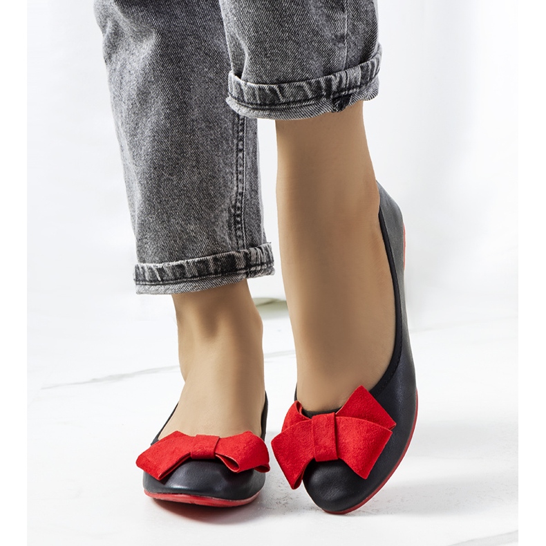 Black ballerinas with a Kasslin bow 1