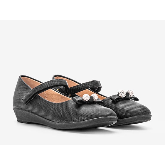 Black ballerina wedges from Correia 1