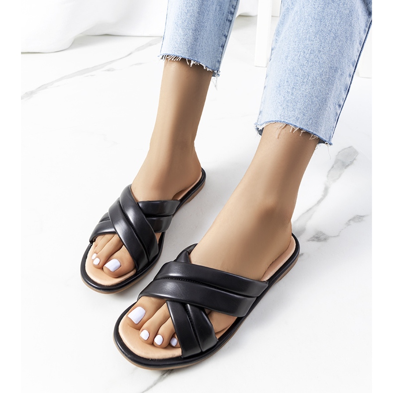 Black women's Thines slippers 1