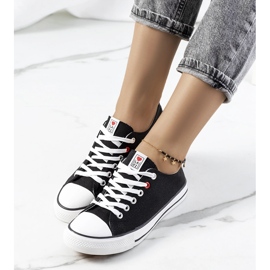 Black classic women's Kolind sneakers 1