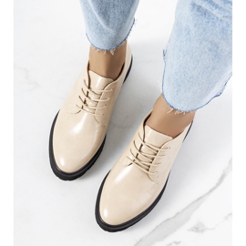Beige Mungo women's shoes 1