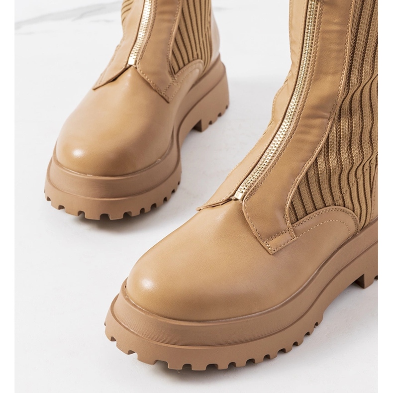 Brown boots with a sock upper from Lewin 1