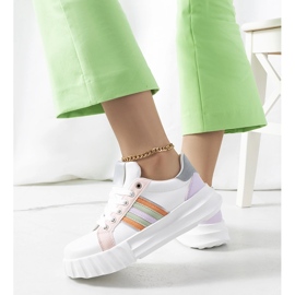 White sneakers on the Prinsep platform 1