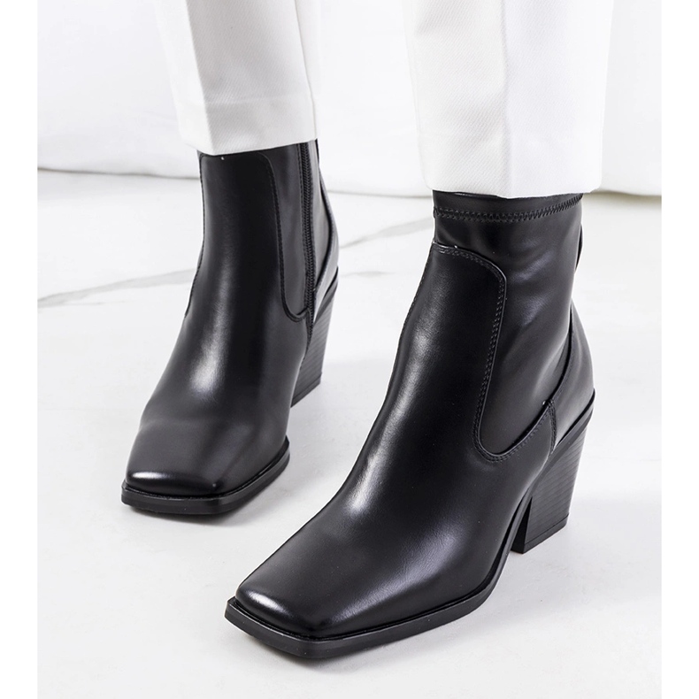 Black Panucci high heels 1