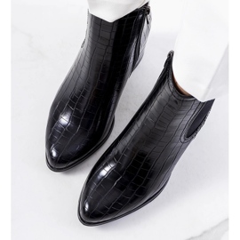 Black Easthaven boots 1