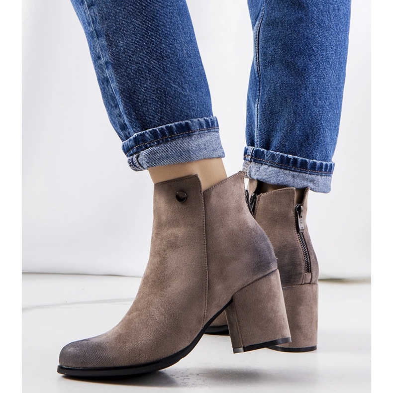 Brown Goldcrest boots 1