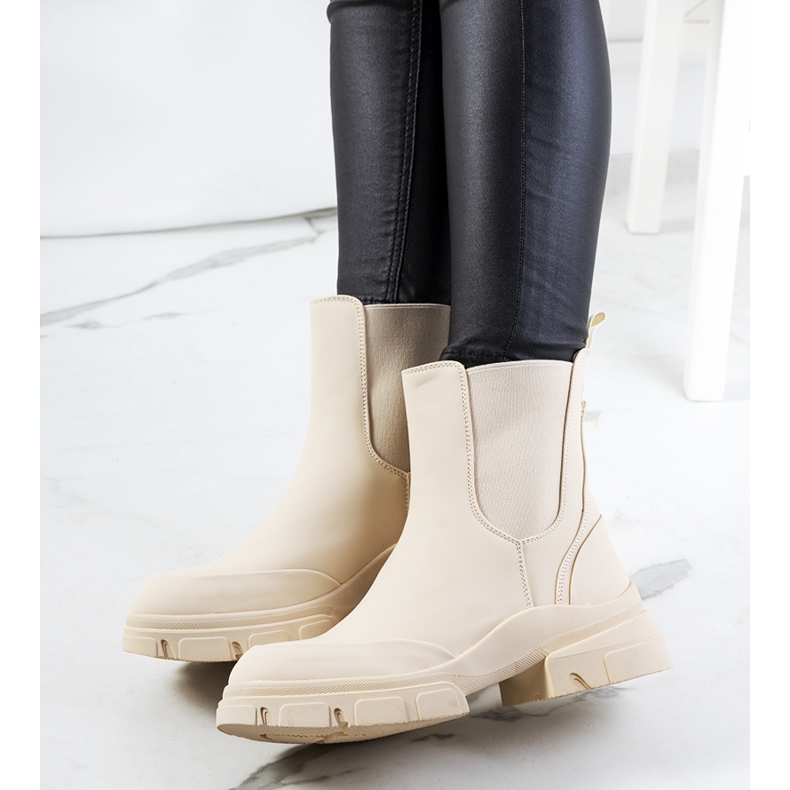 PA1 Carlos beige boots 2