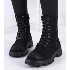 Black Worcester trappers 1