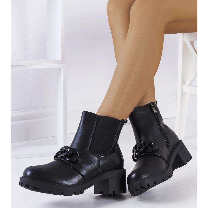 Black ankle boots with Bilka chain 1 Black ankle boots with Bilka chain 1