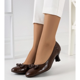 Brown pumps with a Repina bow 2