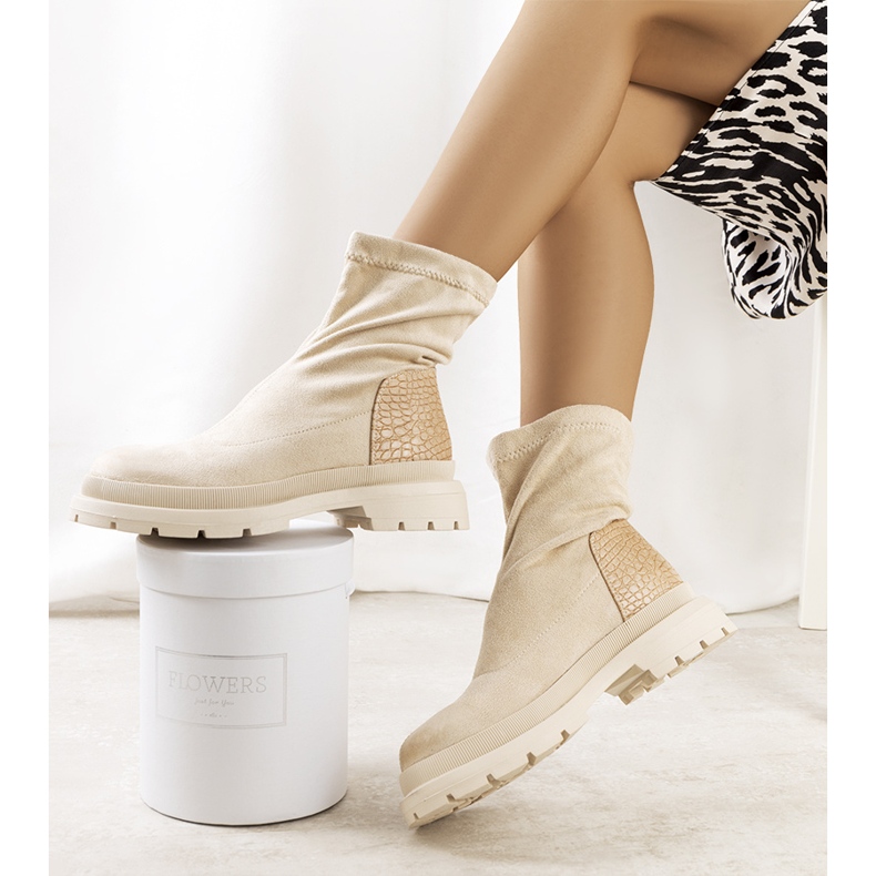 Beige Markha boots 1