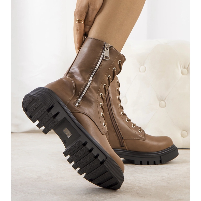 Dark beige boots by Enoksen 1