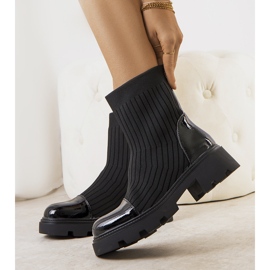 PA1 Black boots with a flexible Edelmi upper 1