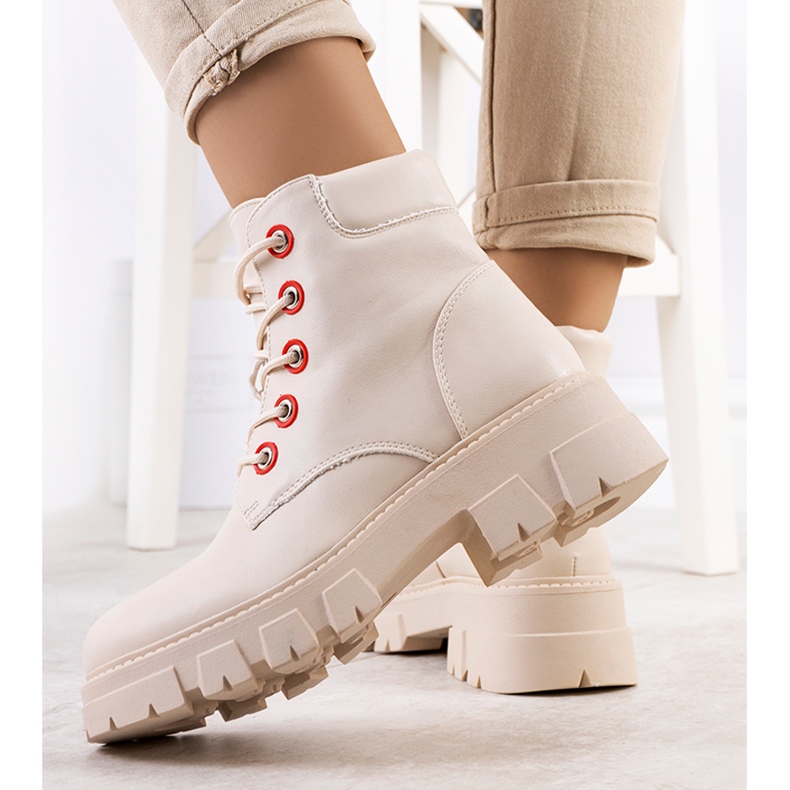 Beige low boots from Ursa 1