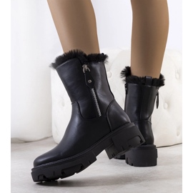Black snow boots with Degli fur 1