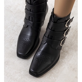 Black cowboy boots from Montalvo 1