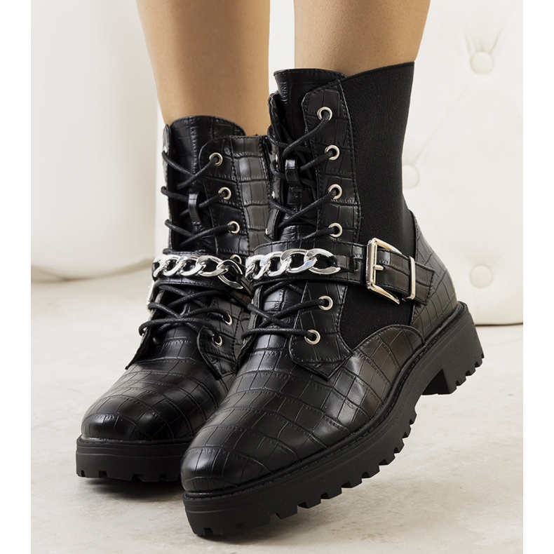 BM Black trappers by Magan 1