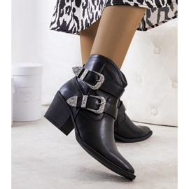 Black cowboy boots 2