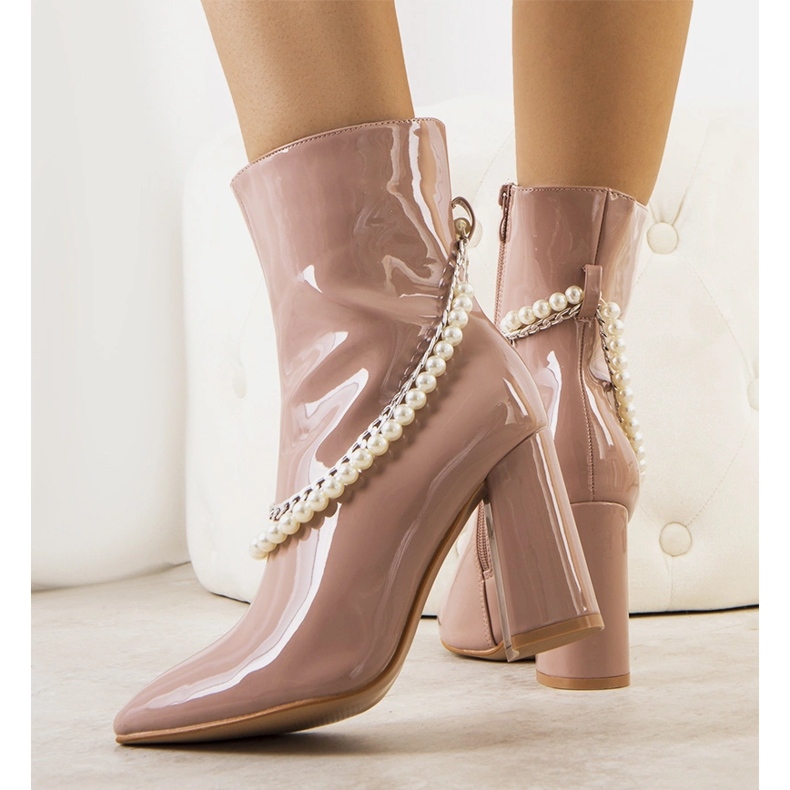 Beige lacquered boots 1