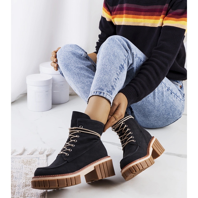 Black trappers by Nicolo 1