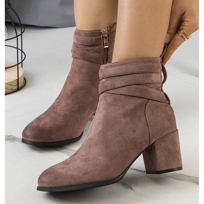 PA1 Brown ankle boots on the Fletcher post 1