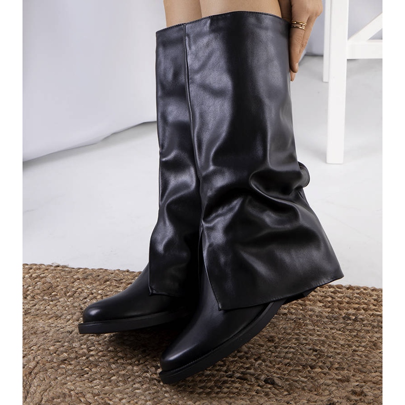 PA1 Black Moerna boots 1