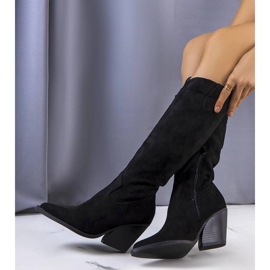 Black Ezer cowboy boots 1 Black Ezer cowboy boots 1