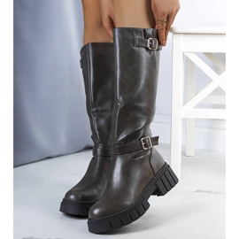 Green warm boots from Merli 1