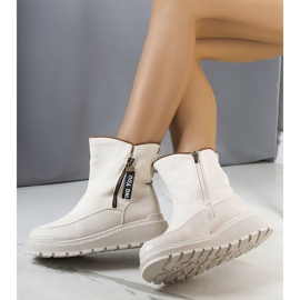 BM Beige insulated boots on the Niklas platform 1