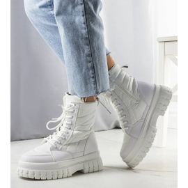 BM White insulated snow boots from Arinna 1