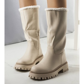 BM Beige Kangas insulated boots 1