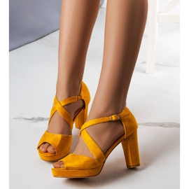 Artemi yellow sandals on the post 1