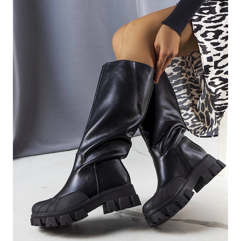 Vasin black boots 1 Vasin black boots 1