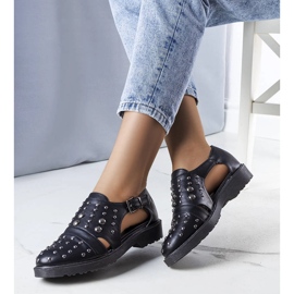 Black low cut shoes from Eleana 1 Black low cut shoes from Eleana 1