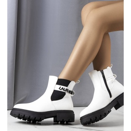 Sanso white insulated boots 1