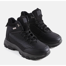 Black insulated boots from Jaxx 1
