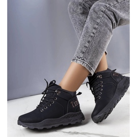 Women's black insulated boots from Adleri 1