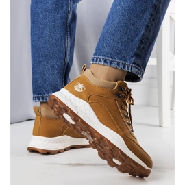 Women's brown insulated boots from Durani 1