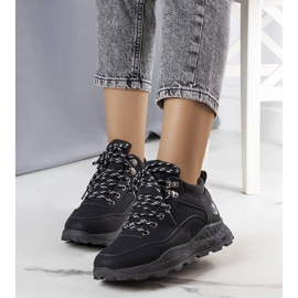 Women's black insulated boots from Durani 1